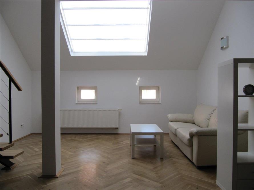 Prodej mezonetového bytu s terasou: Praha 2 - Vinohrady, Záhřebská