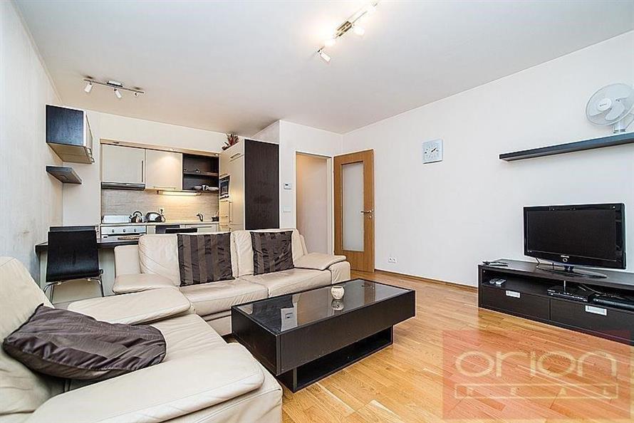 Pronájem bytu s balkonem: Praha 5 - Smíchov, Karla Engliše