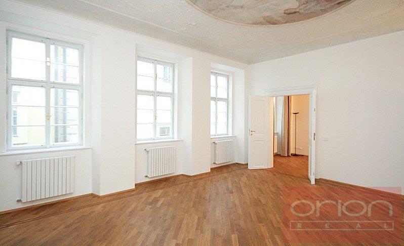 Pronájem bytu s terasou: Praha 1 - Malá Strana, Vlašská