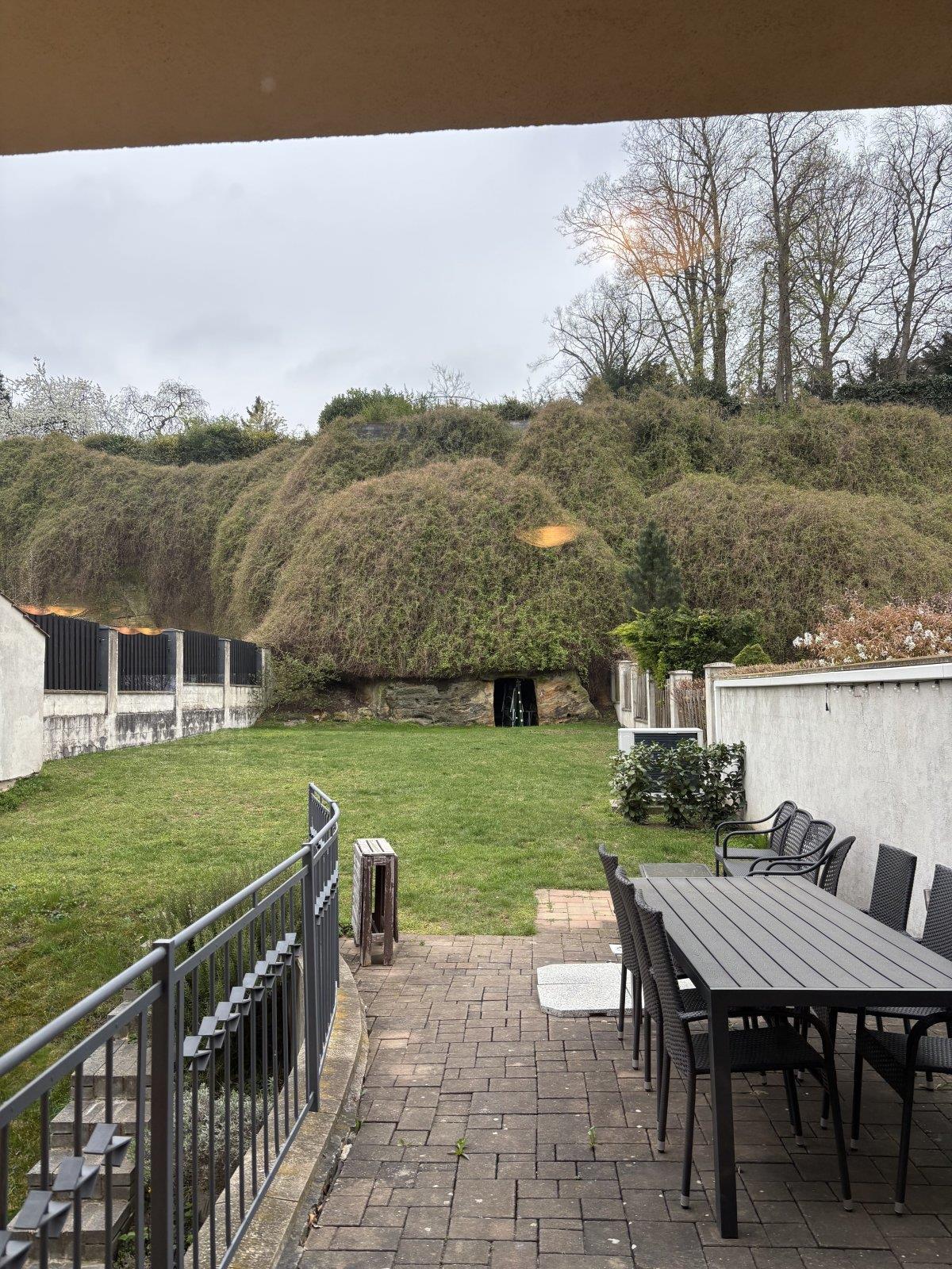 zahrada sezeni inter.jpg