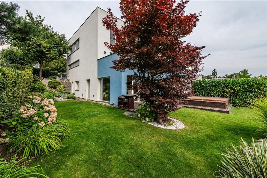 Prodej rodinného domu: Praha 6 - Dejvice