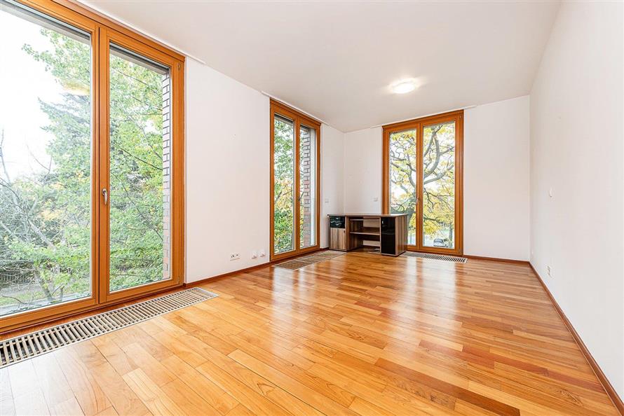 Pronájem luxusního bytu s terasou: Praha 6 - Střešovice, U laboratoře