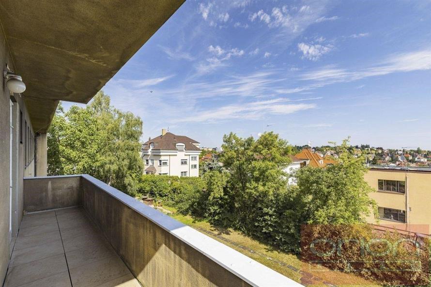 Pronájem bytu s balkonem: Střešovická, Praha 6 - Střešovice