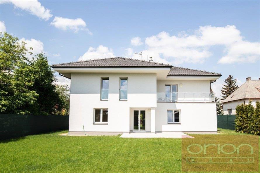 Pronájem domu se zahradou: Praha - Újezd u Průhonic, Ke Smrčině