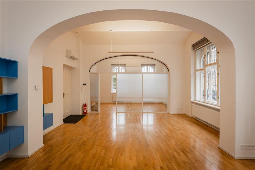 Commercial space for rent: Praha 2 - Vinohrady, Fričova