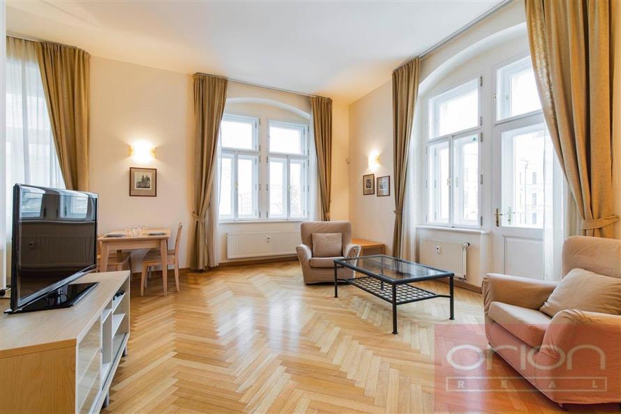 Apartment with a balcony for rent: Praha 5 - Malá Strana, Újezd