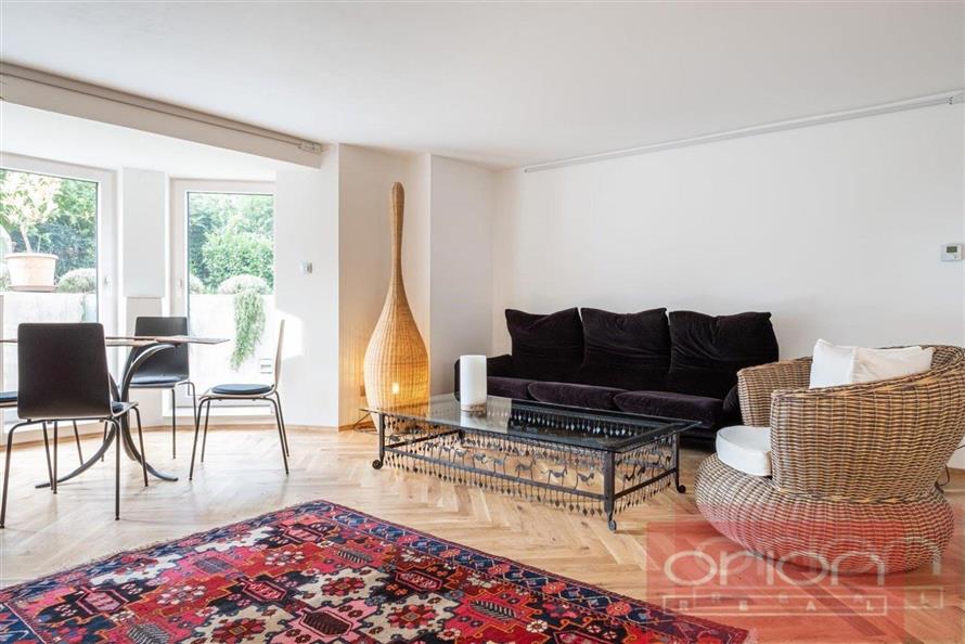 Apartment with a balcony for rent: Praha 10 - Vinohrady, Hradešínská