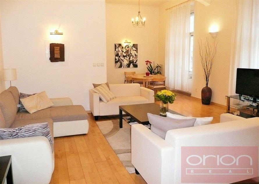 Furnished apartment with balcony  for rent :  Praha 2- Vinohrady, Italská