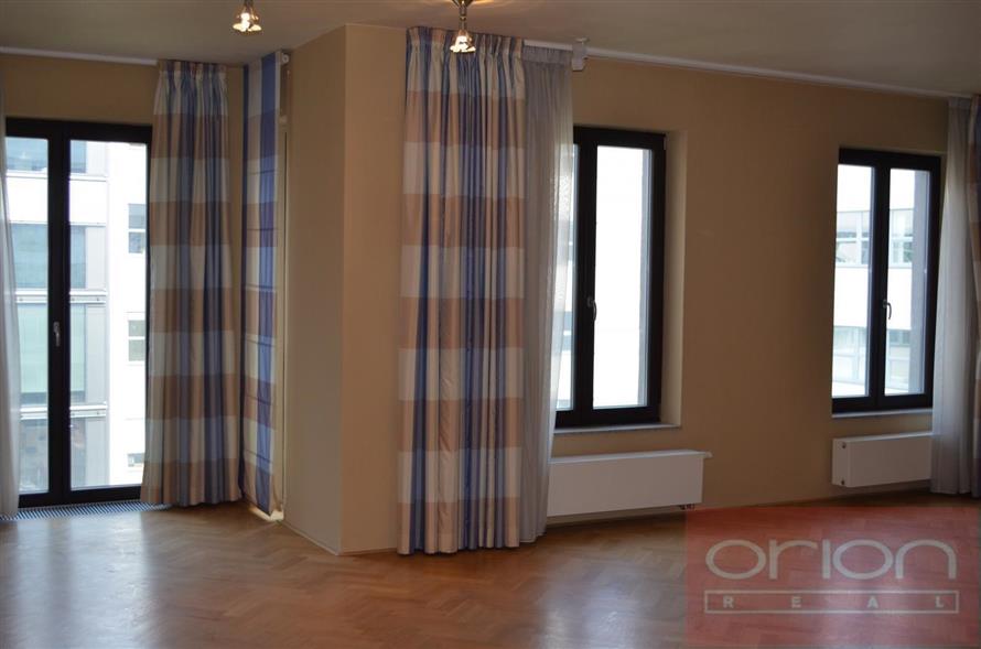 Apartment with a balcony and a garage parking for rent: Praha 5 - Smíchov, Kováků