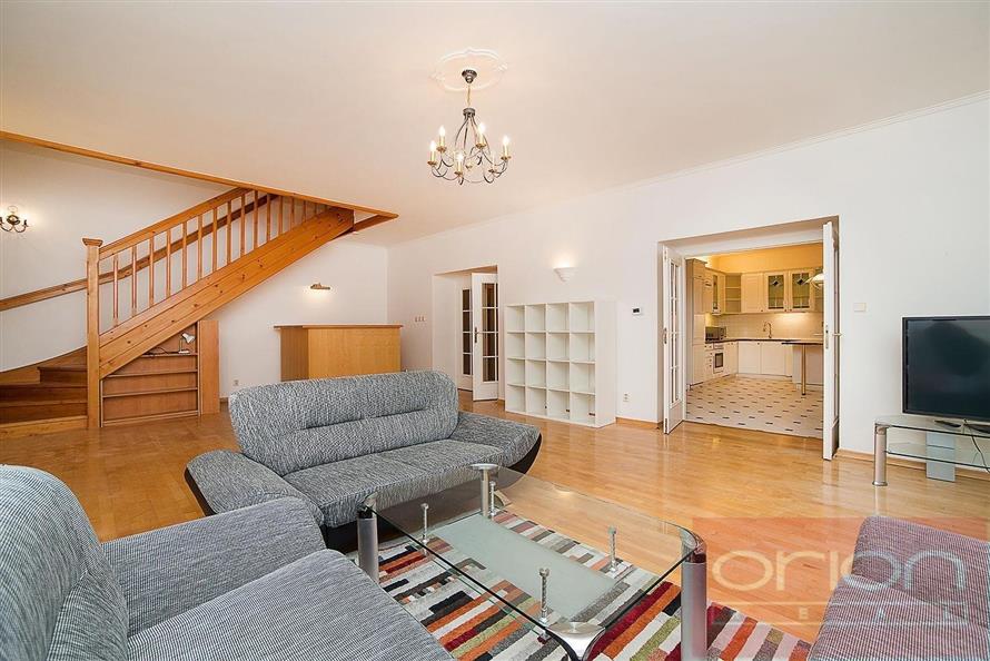Duplex apartment with terrace for rent: Praha 2 - Vinohrady, Italská