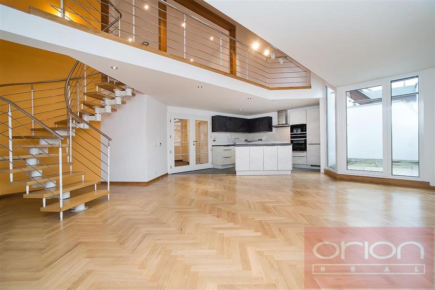 Luxury duplex apartment with terrace for rent: Prague 2 - Vinohrady, Anny Letenské