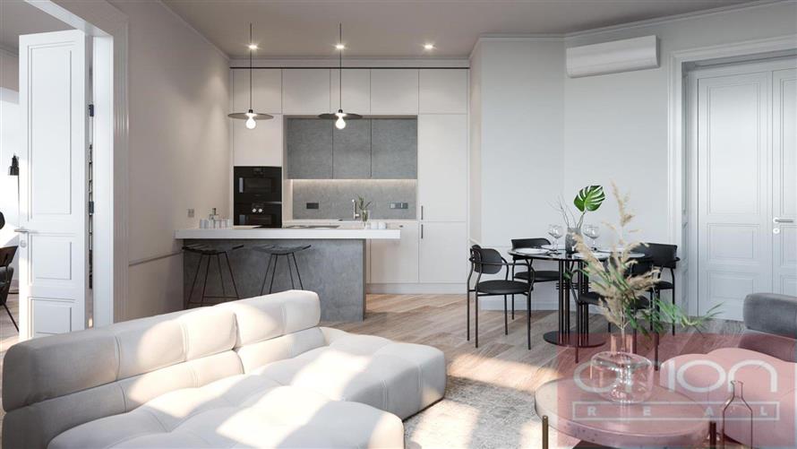 Luxury apartment with balcony for rent: Praha 3 - Vinohrady, náměstí Jiřího z Poděbrad