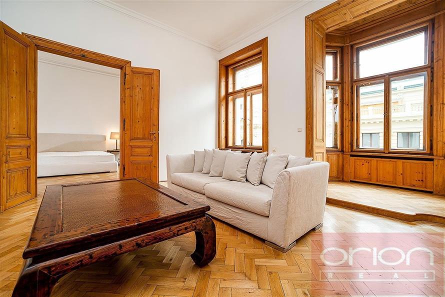 Luxury apartment with terrace for rent: Praha 2- Vinohrady, Ibsenova