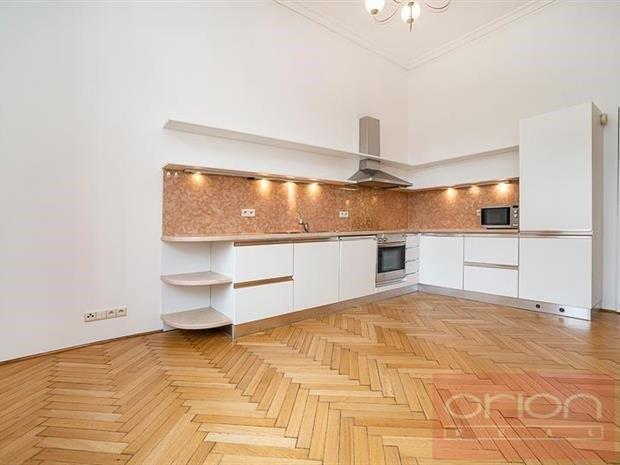 Luxurious apartment for rent: Praha 2 - Vinohrady, Ibsenova