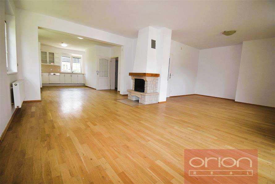 Detached family house with garaden for rent: Praha - západ, Průhonice, Pod Valem II