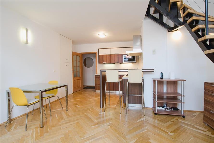 Duplex apartment with terrace for sale: Praha 2 - Vinohrady, Záhřebská