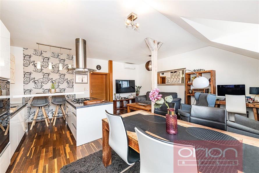 Three bedroom duplex apartment with terrace for sale: Praha 5 - Malá Strana, Zborovská