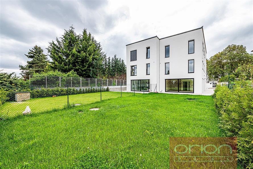 Brand new family house with garden for sale: Prague 5 - Stodůlky
